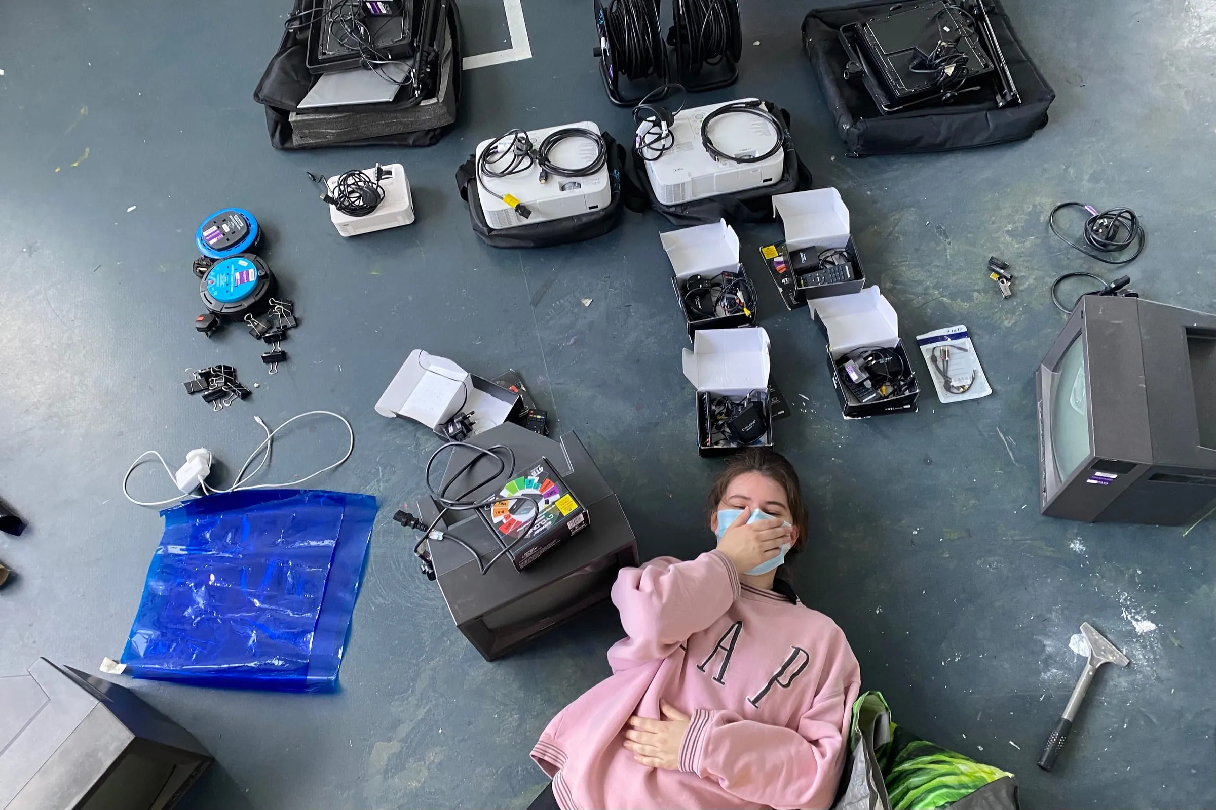 Phoebe Russell Behind the scenes 1