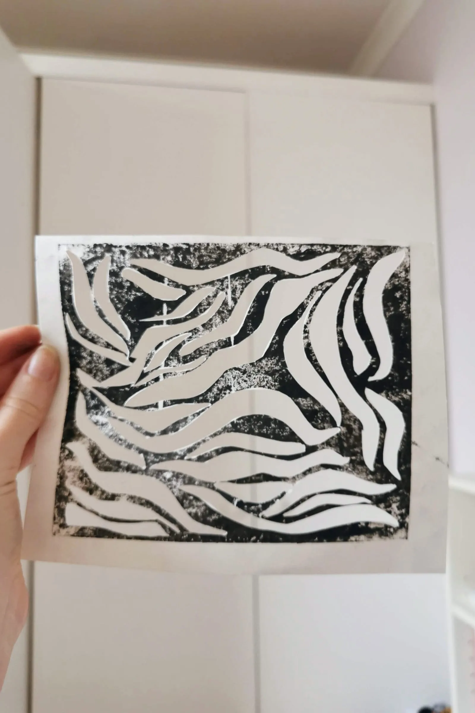 Sadie Edmondson Behind the scenes 1